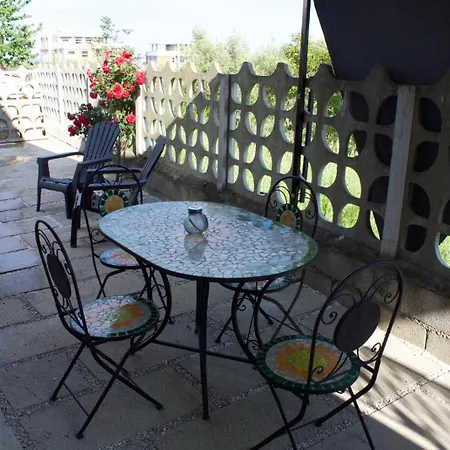 Almond Nocleg ze śniadaniem Madonna Della Pace